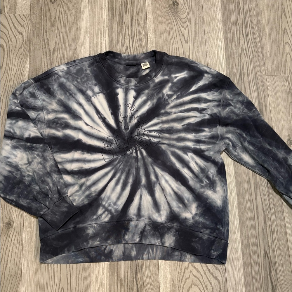 Levi's Blue Tie Dye "I'm Bored" Embroidered Long Sleeve Crew Neck Size Medium